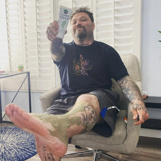 Top-3-benefits-of-healing-clay-on-muscle-pain CLAYER- green clay - healing clay - bentonite clay